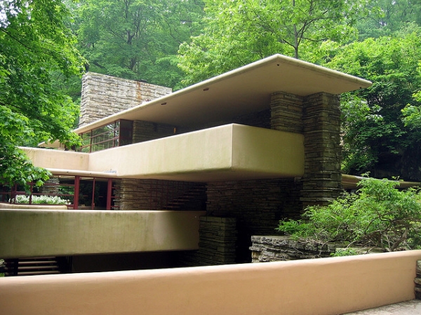 Frank Lloyd Wright Falling Water