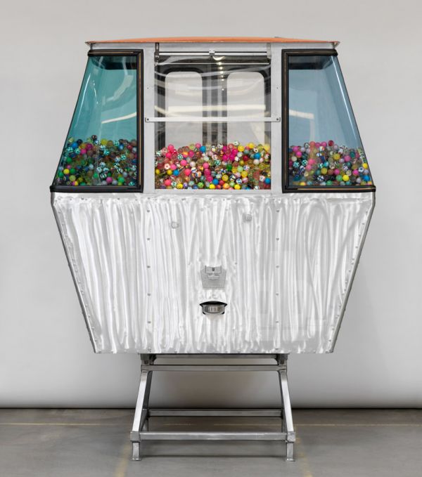 I Turned Into A Vending Machine Gondola Lift Car Turned into a Huge Vending Machine - Neatorama