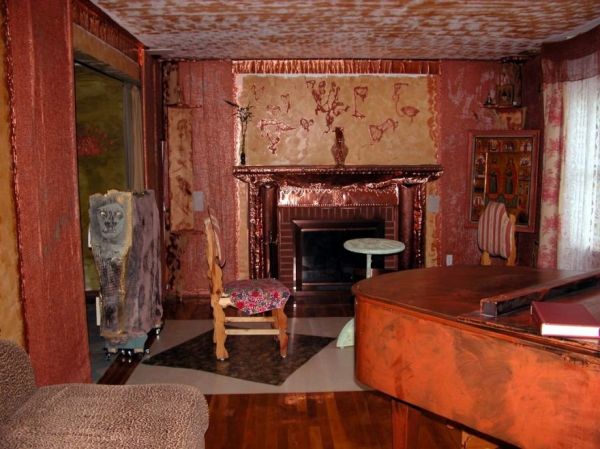 To Find A Buyer For This House In Avon Connecticut Because Of Any Those Reasons They Cant The Looks So Creepy Inside To Find A Buyer For This House In Avon Connecticut Because Of Any Those Reasons They Cant The Looks So Creepy Inside