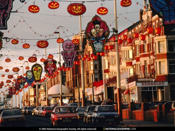 at halloween for the eager holiday crowds in cheshire this picture was taken in 1976 but the tradition is just as popular today as it was back then - The Tradition Of Halloween at halloween for the eager holiday crowds in cheshire this picture was taken in 1976 but the tradition is just as popular today as it was back then - The Tradition Of Halloween