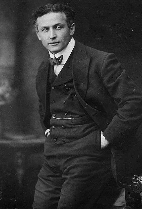 the life and many deaths of harry houdini