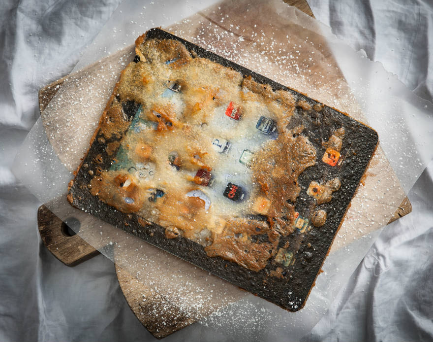 http://uploads.neatorama.com/spotlight/wp-content/uploads/2012/06/880Deep-Fried-Gadgets113.jpg