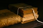 smell of old books smell of old books