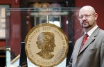 CNS-AUCTION-COIN