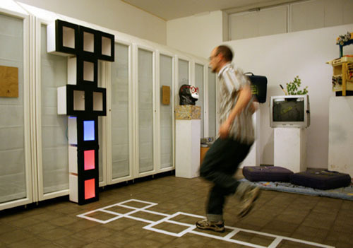 500x_hopscotch