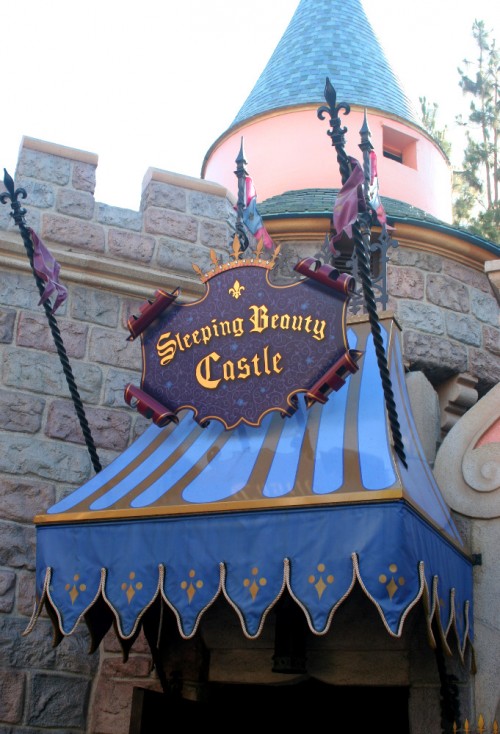 castle sign