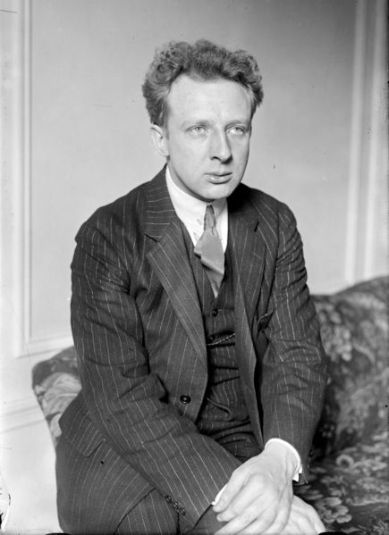 435px-Leopold_Stokowski_LOC_26447u