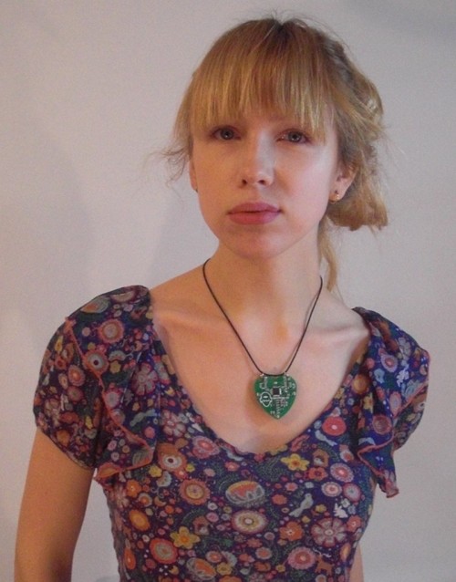 HeartSpark_Liz_string1