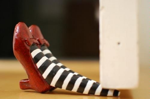 Wicked-Witch-of-the-East-Door-Stop_7252-l