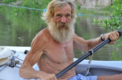 64-year-old-man-first-to-cross-the-atlantic-in-a-kayak-nonstop-neatorama