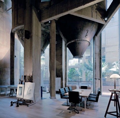 Ricardo-Bofill-cement-factory-yatzer-2