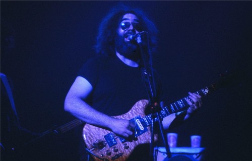 800px-Grateful_Dead_-_Jerry_Garcia