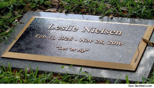 leslie-nielsen-gravestone-let-er-rip