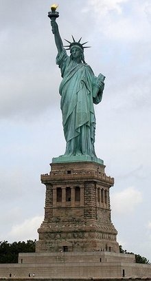 220Statue_of_Liberty
