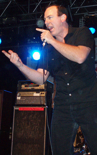376px-Greg_Graffin-Starland_BallRoom-2007