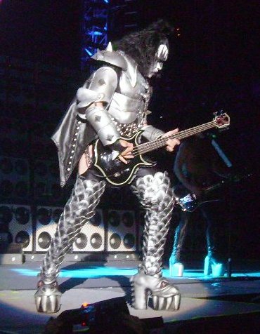 Gene_Simmons_crop