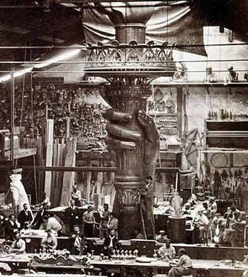StatueConstruction