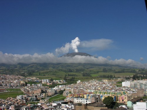 800px-Volcán_Galeras_-_Pasto_-_Colombia