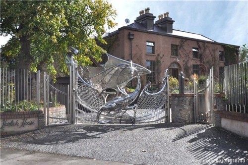 gates