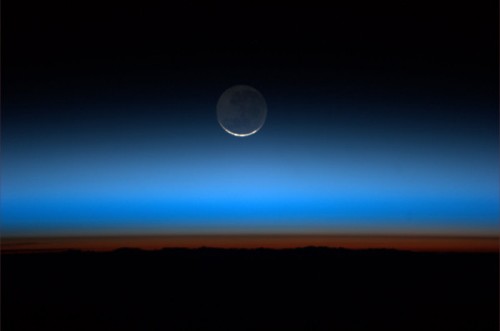 crescentmoon_iss_astroron