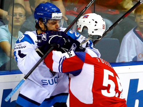 invisiblehockeyplayer