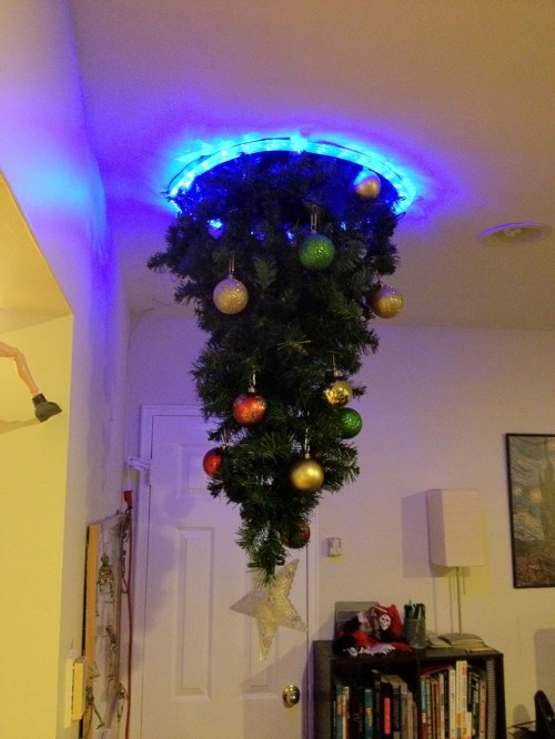 Portal Christmas Tree - Neatorama