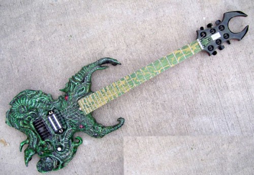 cthulhu_guitar_2
