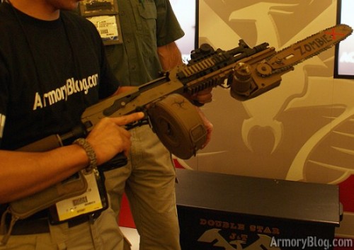 shot-show-2012-doublestar-zombie-x-chainsaw-550x389