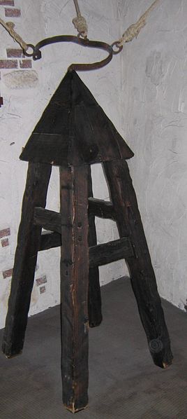 268px-Fomfr_judas_cradle
