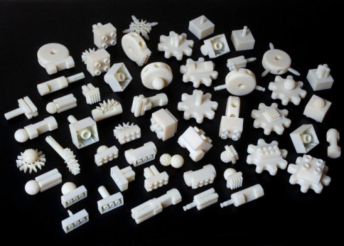universal-toy-attachers