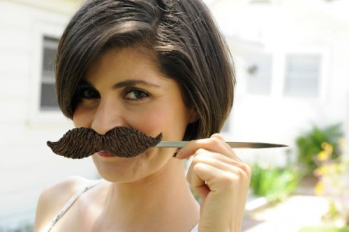 Mustache-Letter-Opener_24454-l