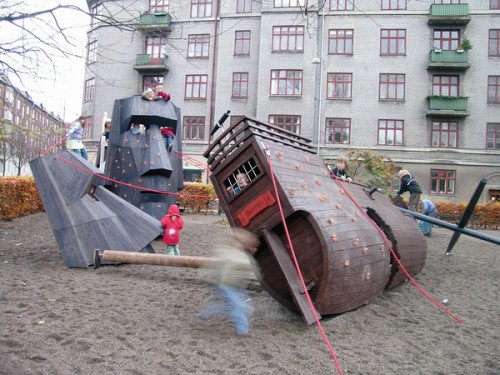 rhus-Plads-moai-01