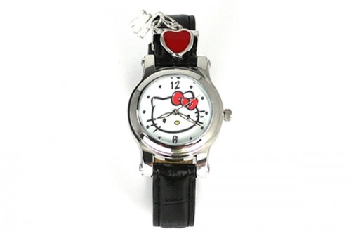 Hello-Kitty-Heart-Charm-Watch_27070-l