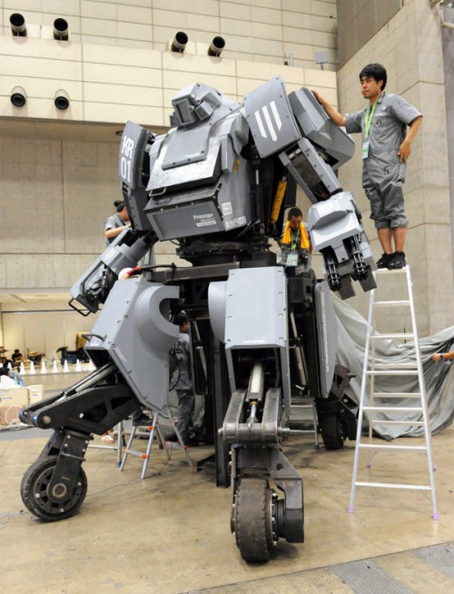 Kuratasu-1-mech-robot-1