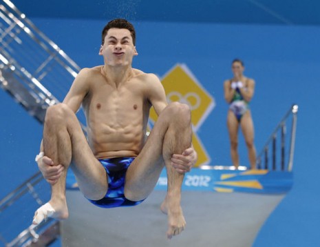 awkward_face_challenge_figure_skating_vs_diving_640_27-465x358