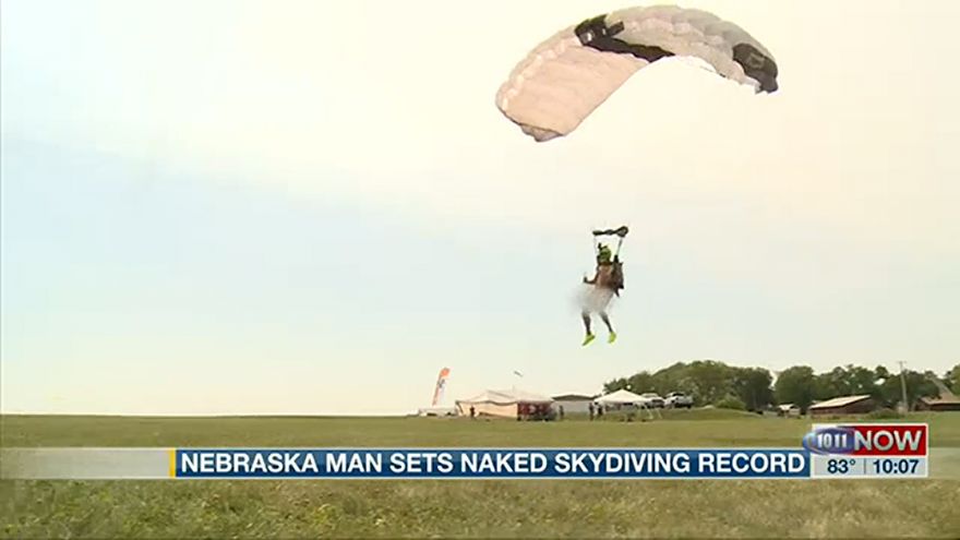 Man Sets World Record For Nude Skydiving