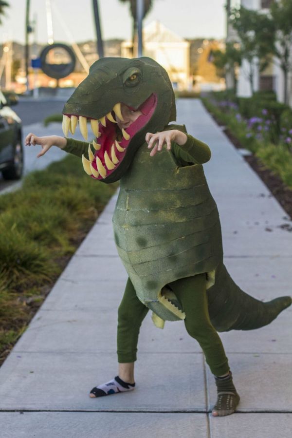 Homemade T. Rex Costume - Neatorama