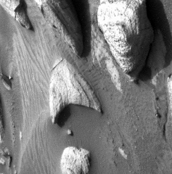 Does This Image from Mars Remind You of Anything? - Neatorama