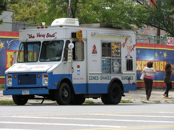 The Sweetest Revolution: The History of the Ice Cream Truck - Neatorama