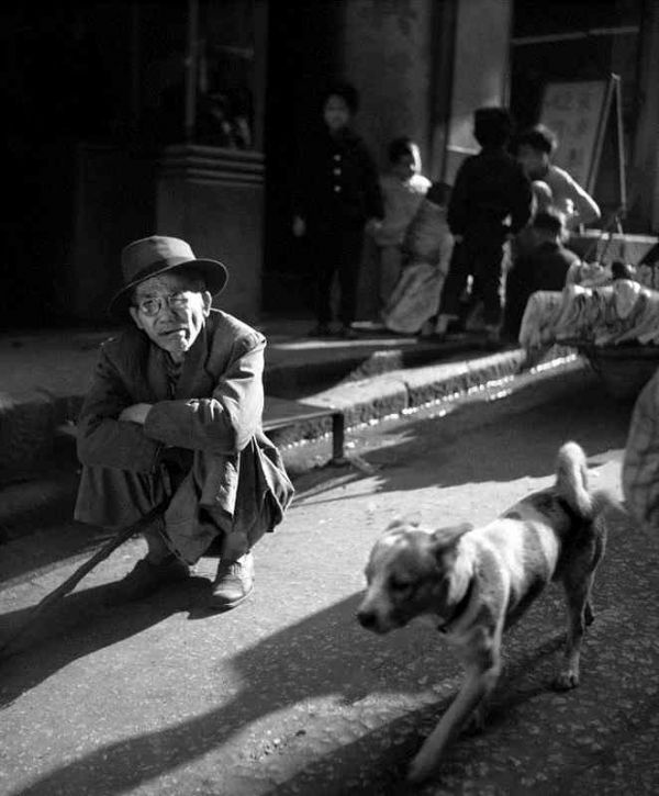 Teenage Photographer Captures Life In Hong Kong In The 1950s - Neatorama