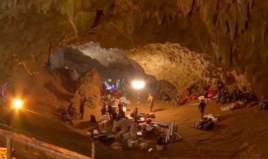 An Inside Look of the Thai Cave Rescue - Neatorama
