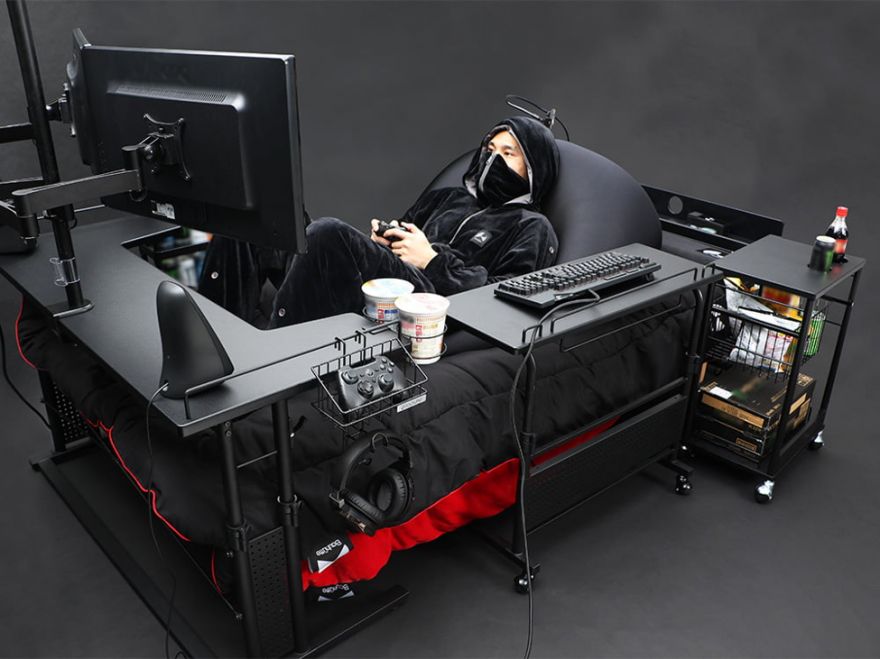 Finally! A Gaming Bed for Serious Gamers - Neatorama