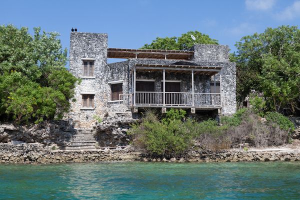 The Abandoned Island of Drug Lord Pablo Escobar - Neatorama