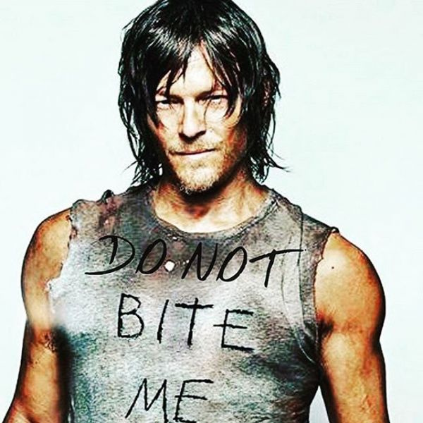 Norman Reedus Bit By Fan At Convention, Posts Perfect Response On ...