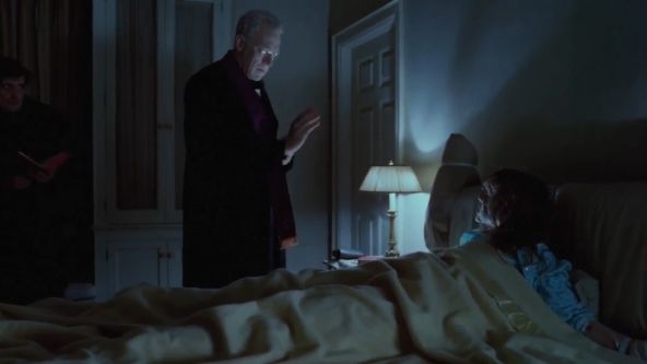 13 Classic Scenes that Explain How Horror Movies Work - Neatorama