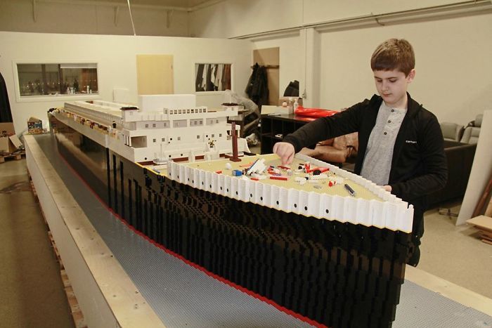 this-kid-with-autism-built-the-largest-lego-titanic-replica-neatorama