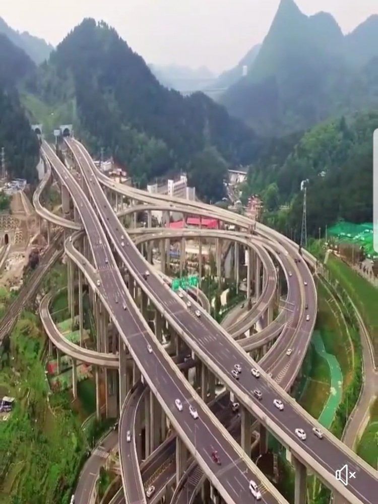 This Freeway Interchange Looks Like a Giant Rollercoaster for Cars ...