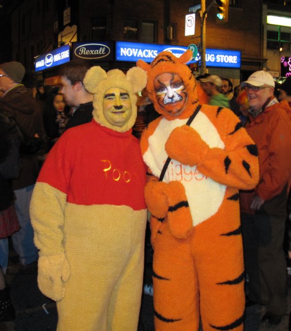 The Right And Wrong Way To Dress Up Like Winnie The Pooh - Neatorama