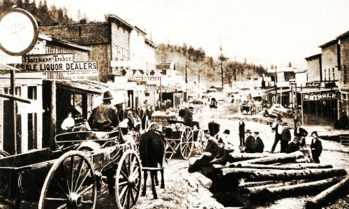 http://uploads.neatorama.com/wp-content/uploads/2011/11/Deadwood1877-500x299.jpg